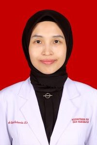 dr.-Ratu-Intania-Rengga-Purnamanigrat-215x300